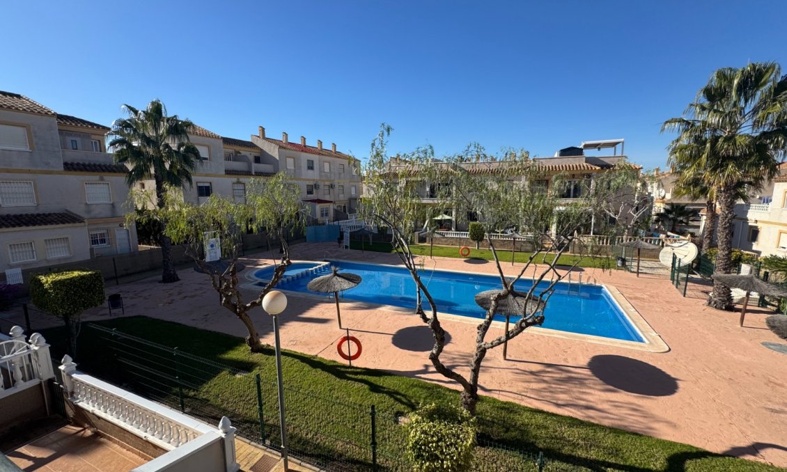 Használt Ingatlanok - Apartman -
Orihuela Costa - Costa Blanca