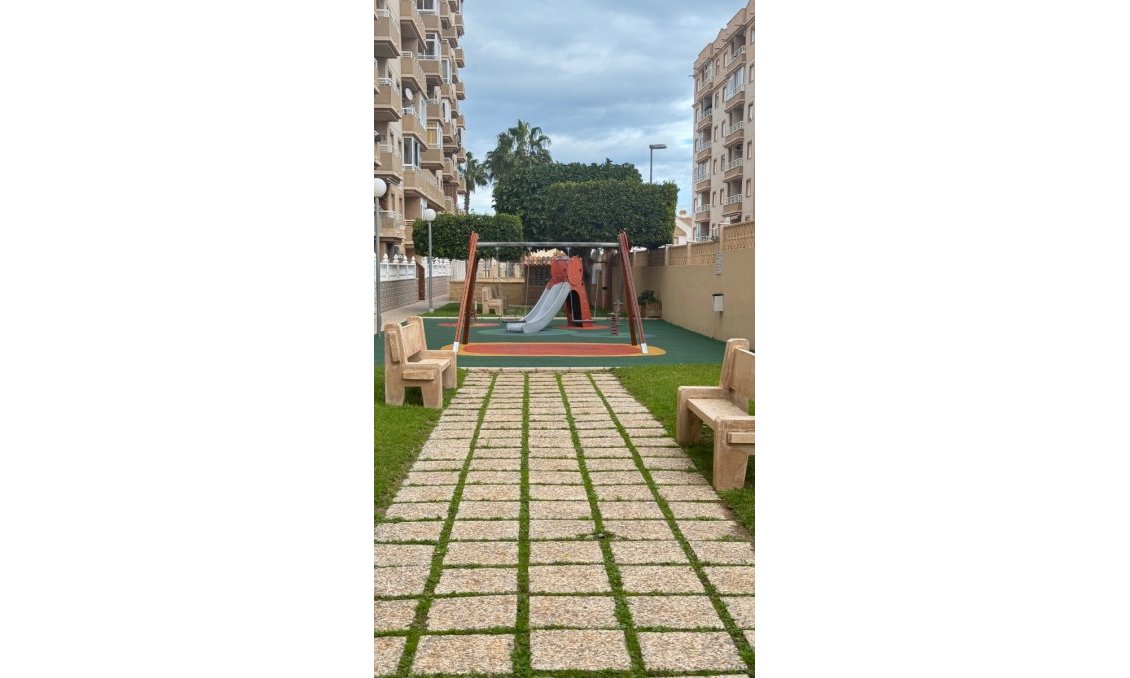 Segunda mano - Apartamento -
Torrevieja - Costa Blanca