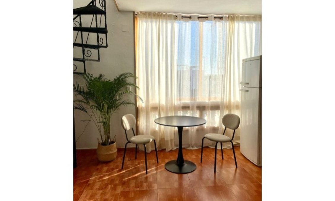 Segunda mano - Apartamento -
Orihuela - Inland