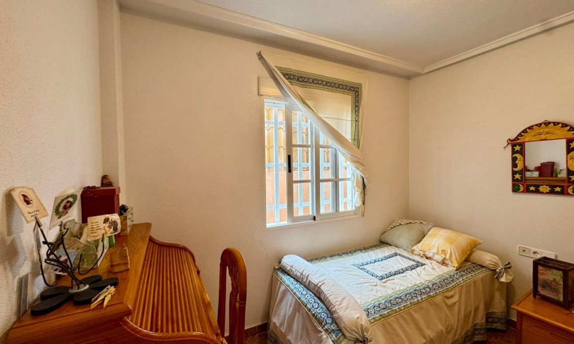 Segunda mano - Villa -
Torrevieja - Costa Blanca