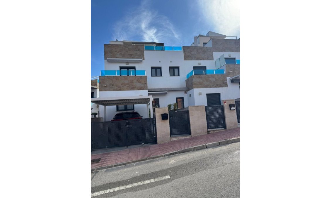 Segunda mano - Town House -
Bigastro - Comunidad Valenciana