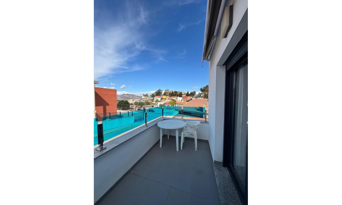 Segunda mano - Town House -
Bigastro - Comunidad Valenciana