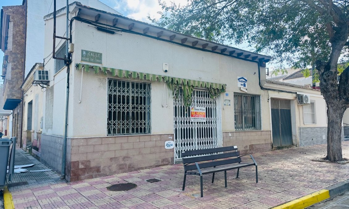 Segunda mano - Town House -
Jacarilla - Inland