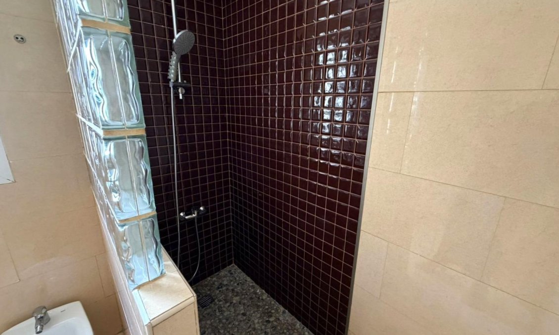 Segunda mano - Apartamento -
Torrevieja - Playa del Cura