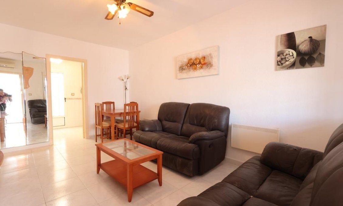 Segunda mano - Bungalow -
Torrevieja - Costa Blanca