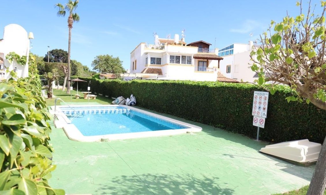 Segunda mano - Bungalow -
Torrevieja - Costa Blanca