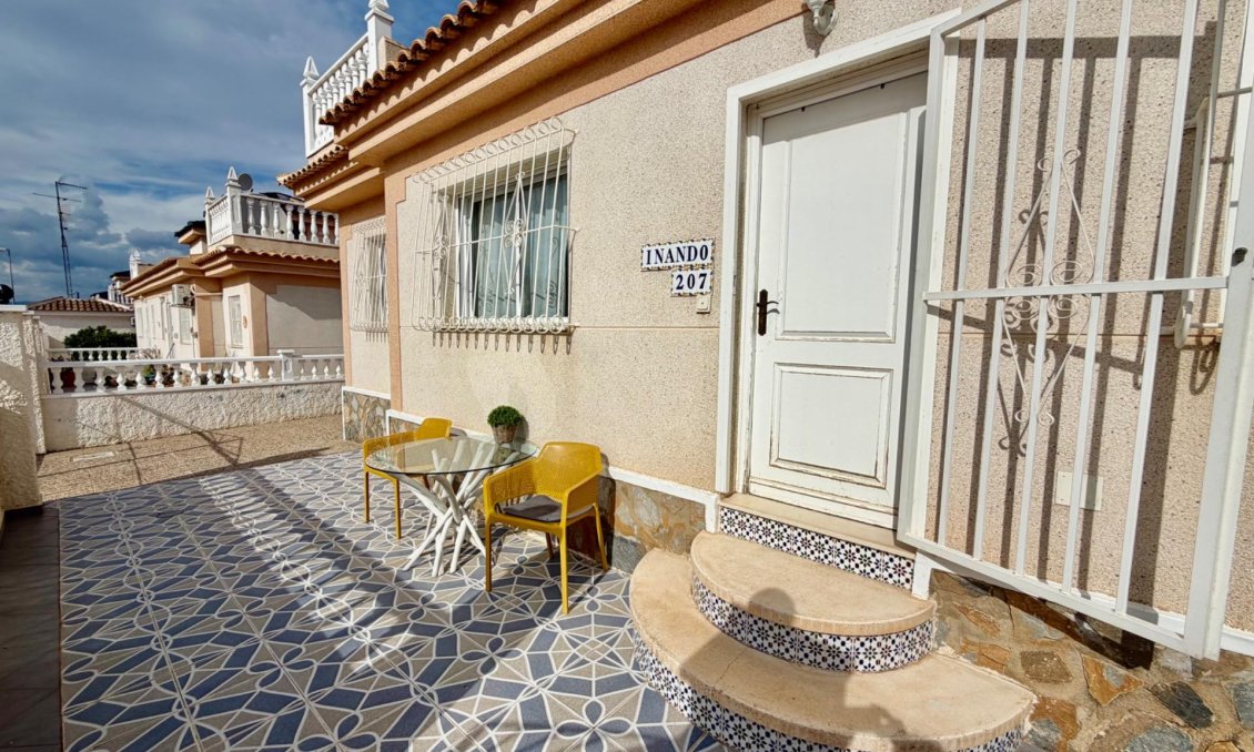 Segunda mano - Semi Detached -
Rojales - Pueblo