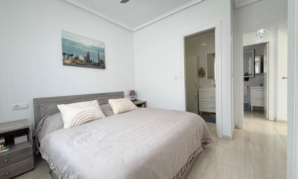 Segunda mano - Semi Detached -
Rojales - Pueblo