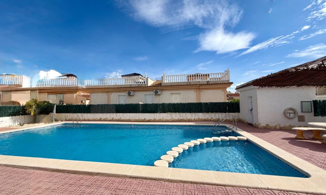 Segunda mano - Semi Detached -
Rojales - Pueblo