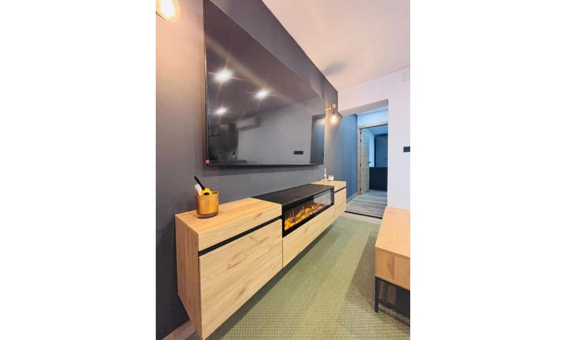 Resale - Town House -
San Miguel de Salinas - Inland