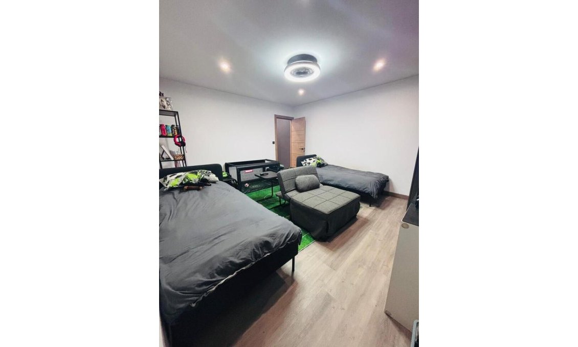 Resale - Town House -
San Miguel de Salinas - Inland