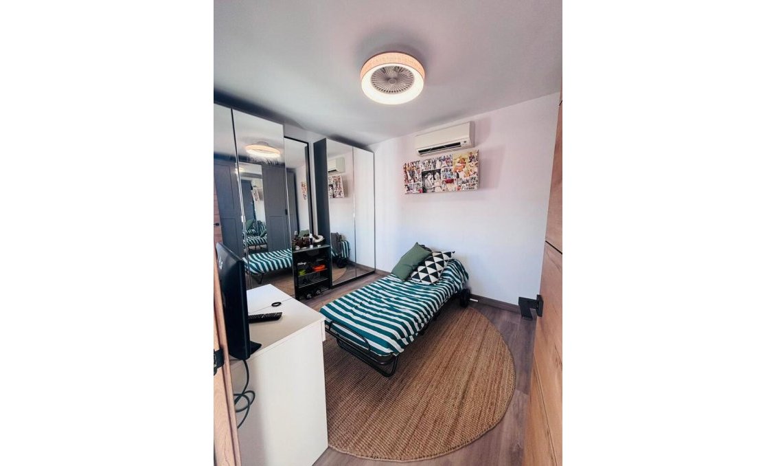 Resale - Town House -
San Miguel de Salinas - Inland