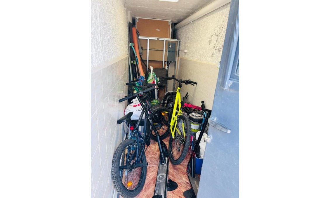 Resale - Town House -
San Miguel de Salinas - Inland