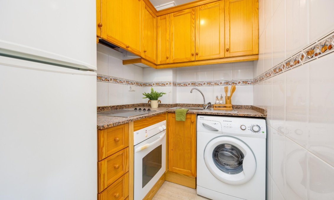 Segunda mano - Apartamento -
Torrevieja - Playa del Cura