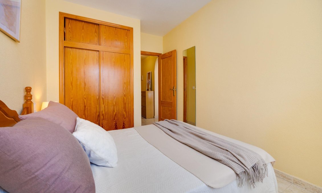 Segunda mano - Apartamento -
Torrevieja - Playa del Cura