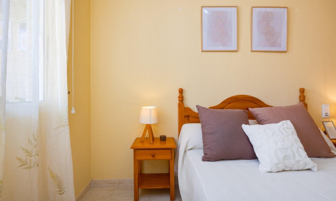 Segunda mano - Apartamento -
Torrevieja - Playa del Cura