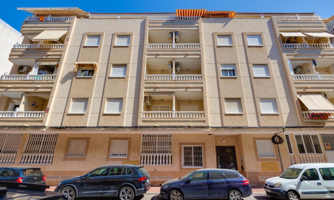 Segunda mano - Apartamento -
Torrevieja - Playa del Cura