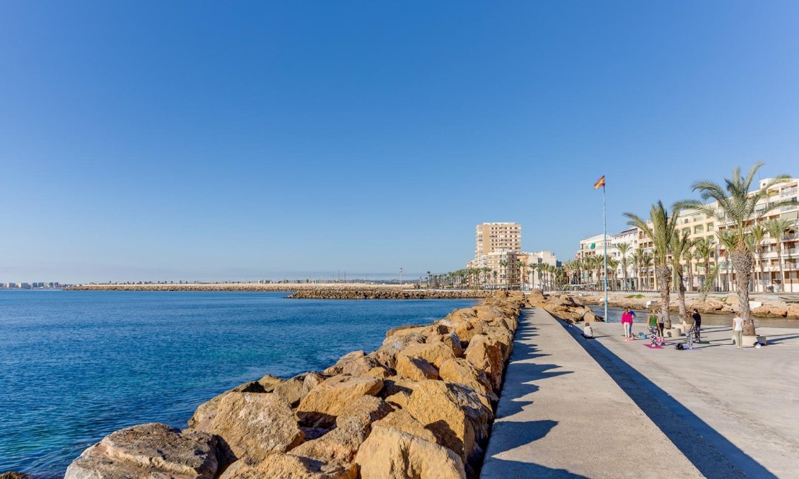 Segunda mano - Apartamento -
Torrevieja - Playa del Cura