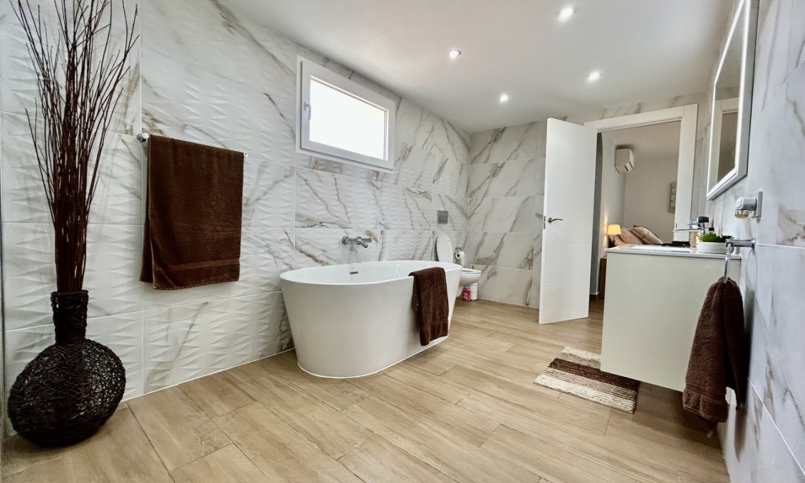 Segunda mano - Villa -
Cabo Roig - Costa Blanca