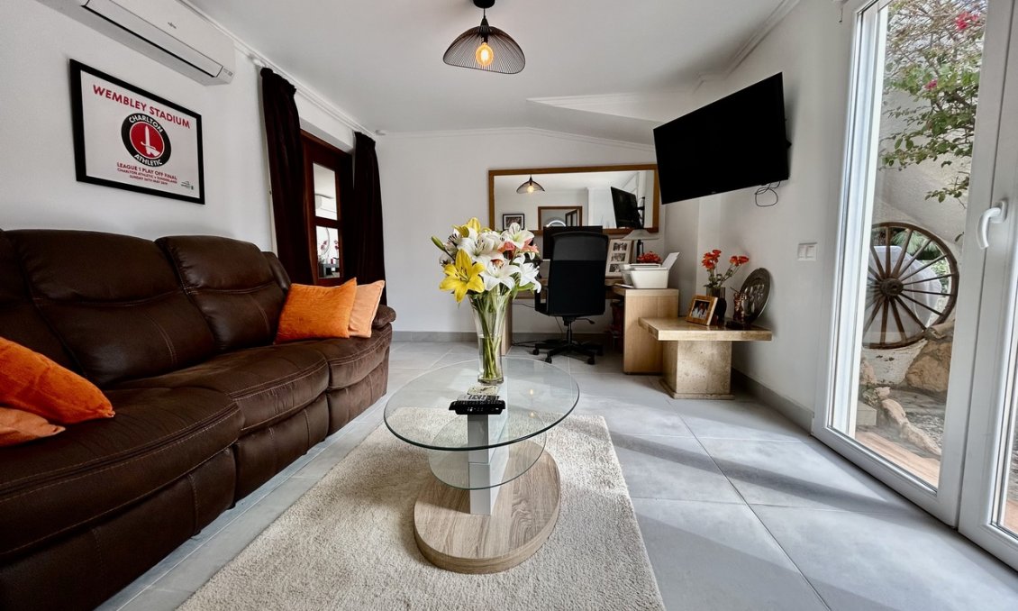 Segunda mano - Villa -
Cabo Roig - Costa Blanca