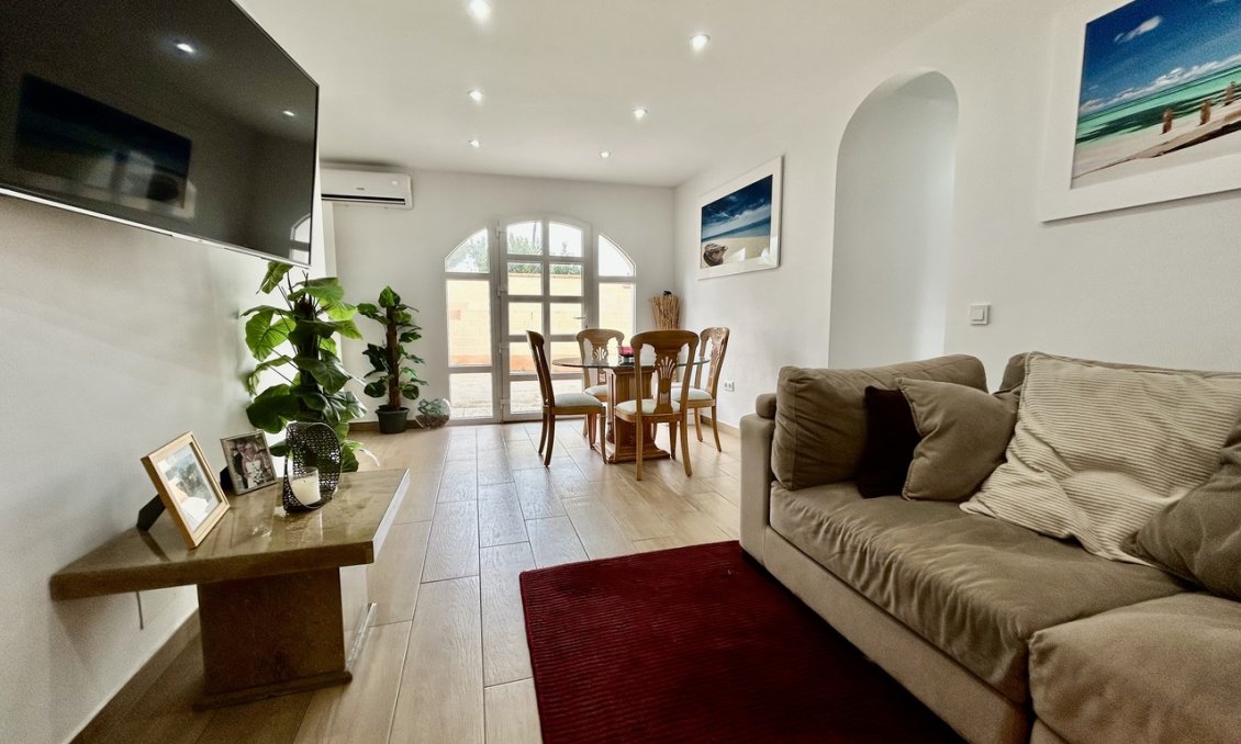 Segunda mano - Villa -
Cabo Roig - Costa Blanca