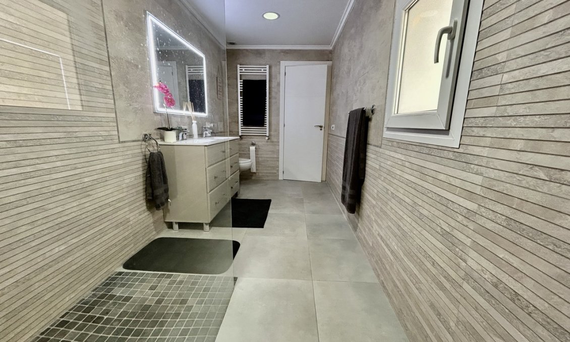 Segunda mano - Villa -
Cabo Roig - Costa Blanca