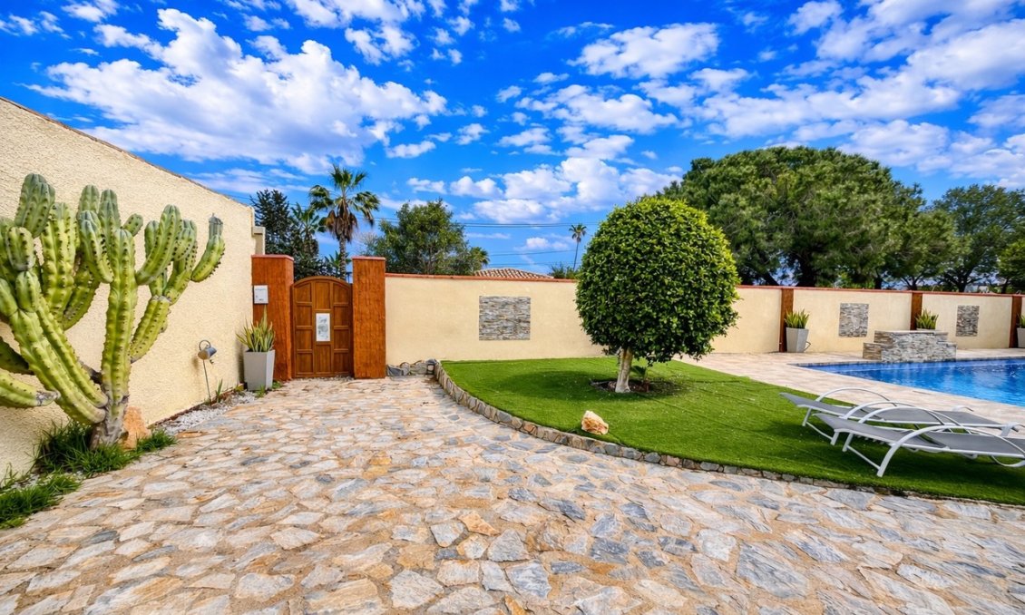 Segunda mano - Villa -
Cabo Roig - Costa Blanca