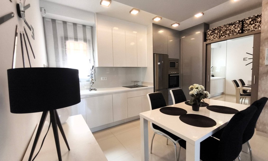 Resale - Apartment -
Pilar de la Horadada - La Torre De La Horadada