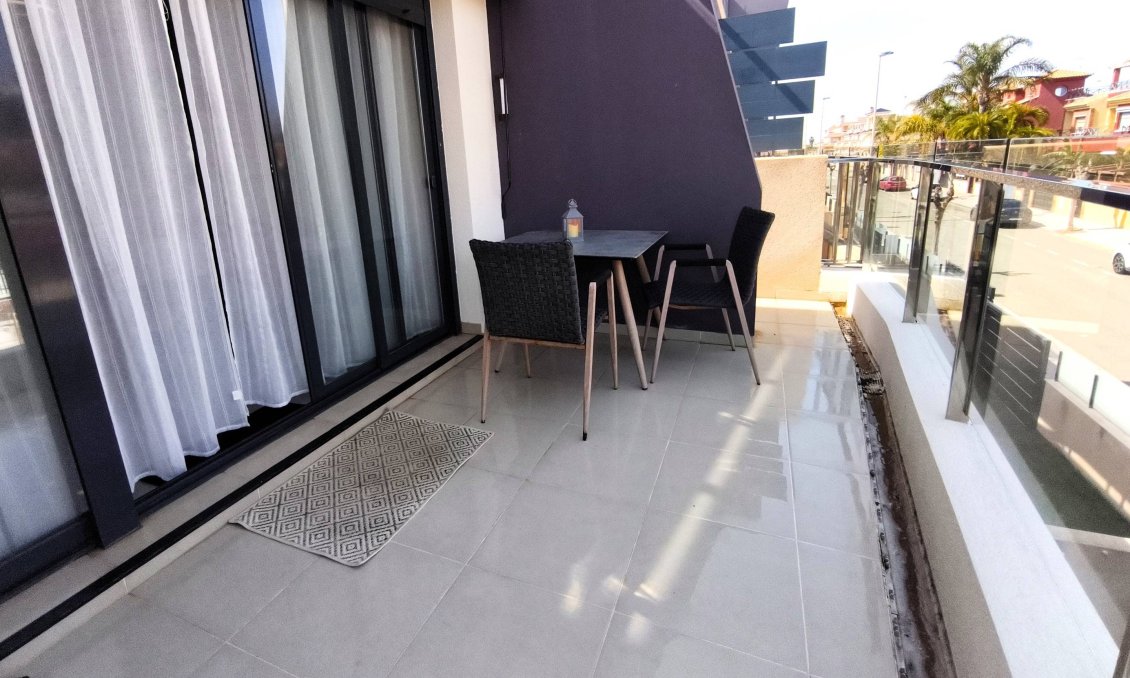 Resale - Apartment -
Pilar de la Horadada - La Torre De La Horadada