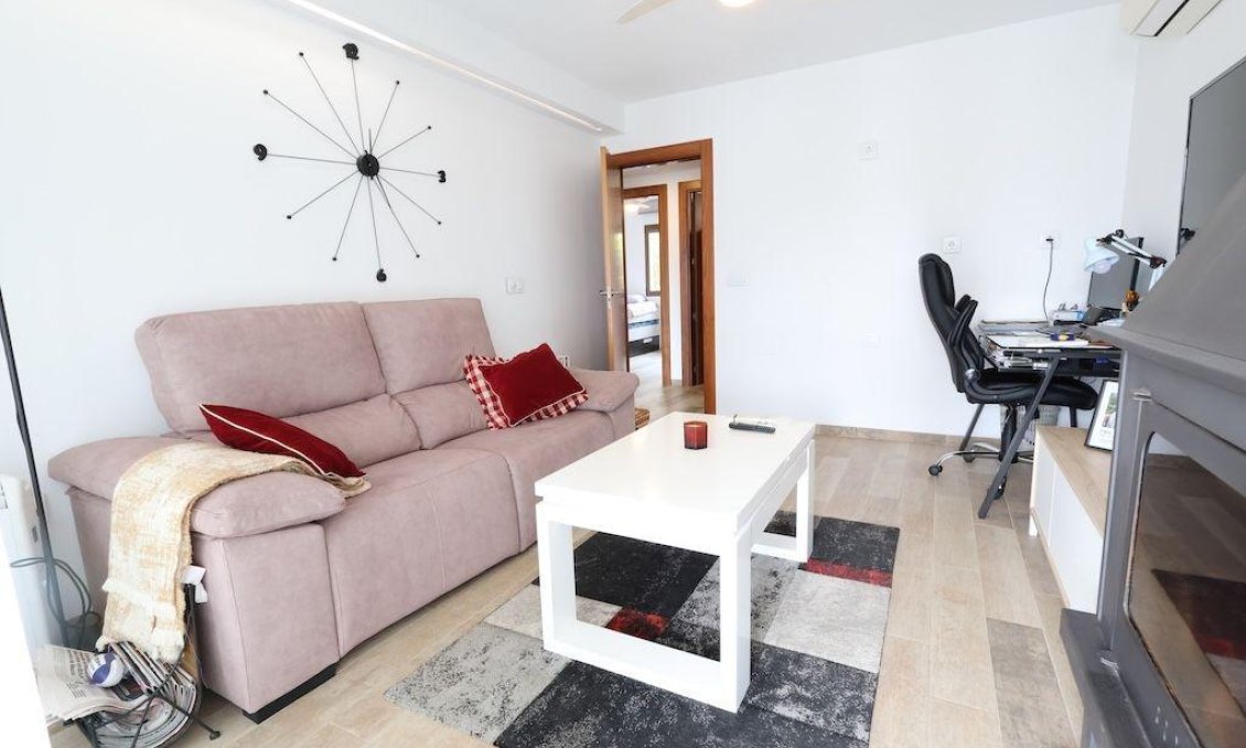 Resale - Duplex -
Cabo Roig - Costa Blanca