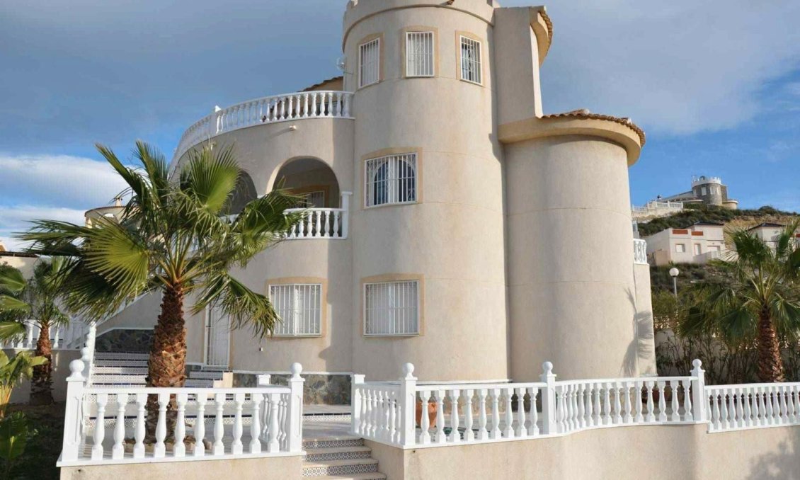 Segunda mano - Villa -
Rojales - La Marquesa