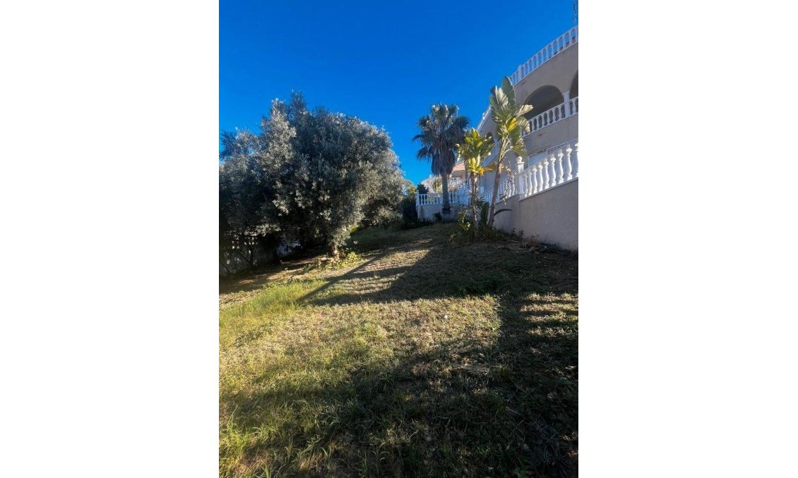 Segunda mano - Villa -
Rojales - La Marquesa