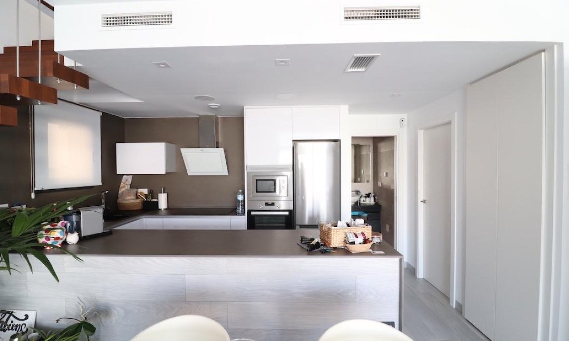 Resale - Villa -
Orihuela Costa - Costa Blanca