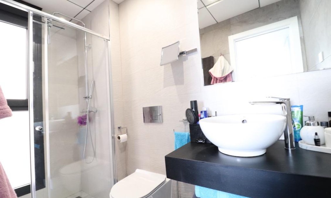 Resale - Villa -
Orihuela Costa - Costa Blanca