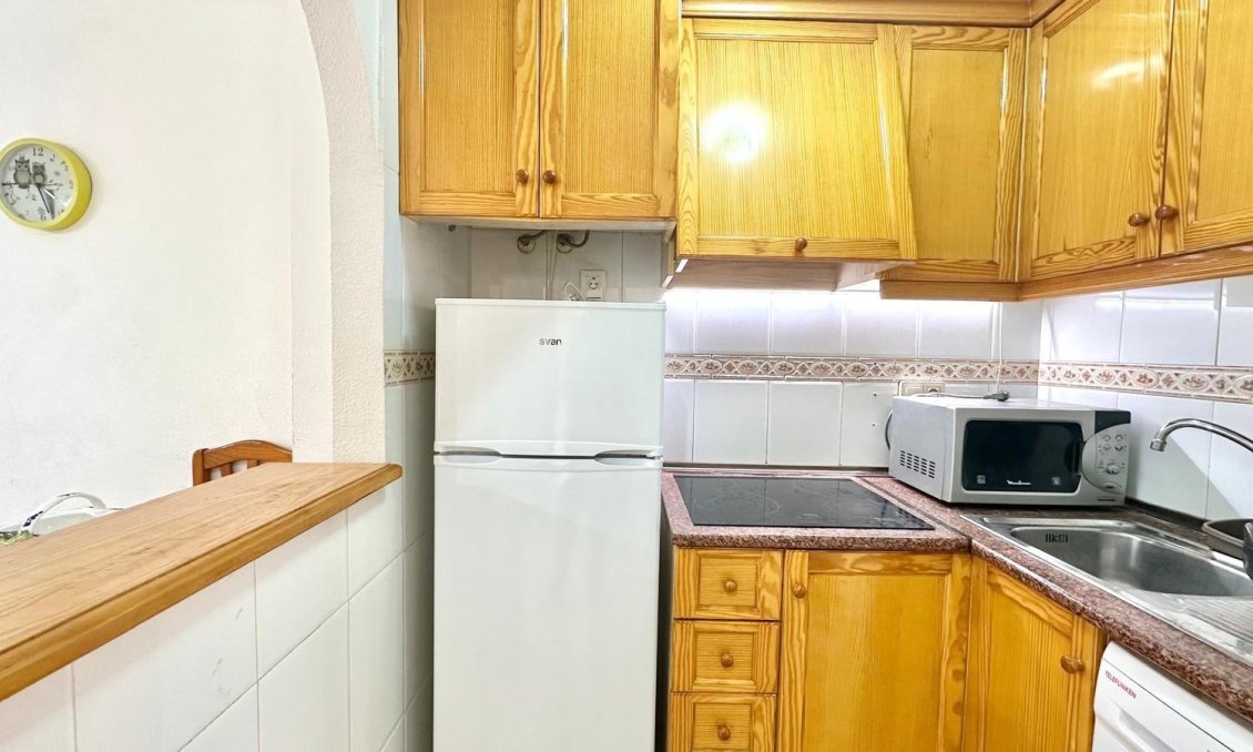 Resale - Apartment -
Torrevieja - Centro