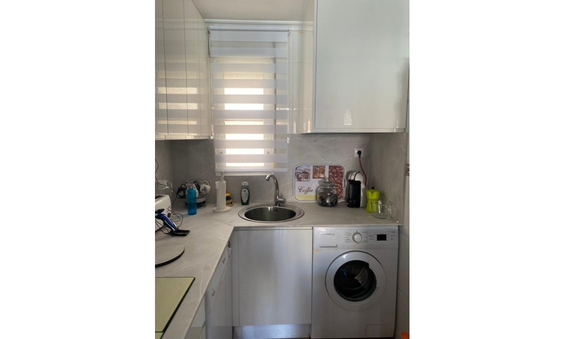 Resale - Penthouse -
Torrevieja - Estacion De Autobuses