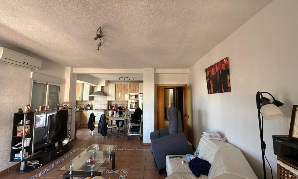 Wiederverkauf - Wohnung -
Torrevieja - Estacion De Autobuses