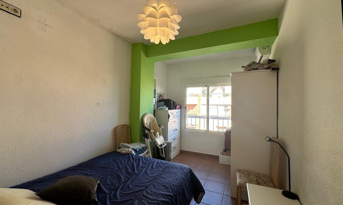 Wiederverkauf - Wohnung -
Torrevieja - Estacion De Autobuses