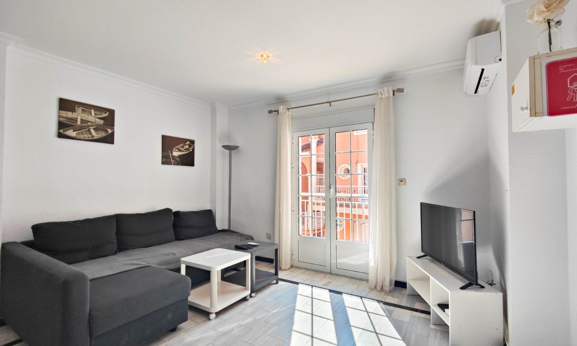 Revânzare - Mansardă -
Torrevieja - Costa Blanca