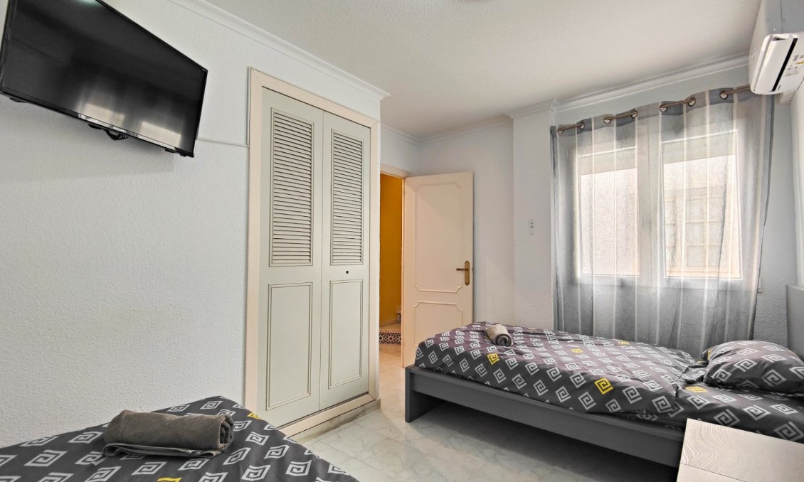 Revânzare - Mansardă -
Torrevieja - Costa Blanca