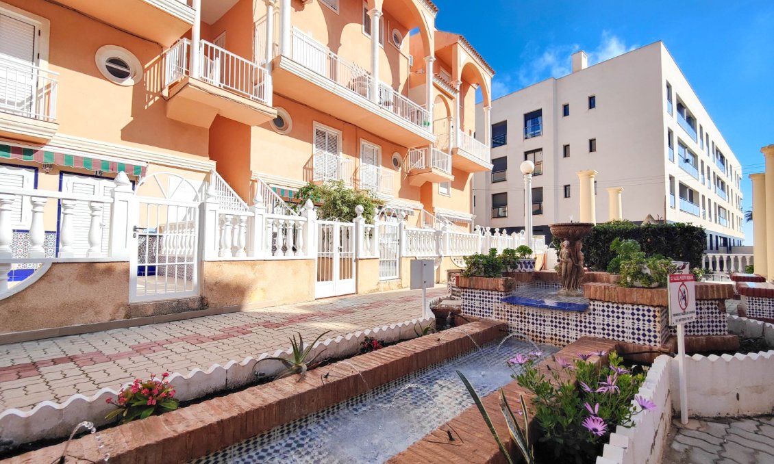 Revânzare - Mansardă -
Torrevieja - Costa Blanca