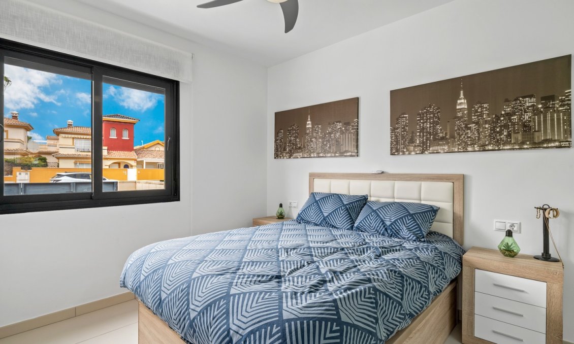 Revânzare - Apartament -
Orihuela Costa - Costa Blanca