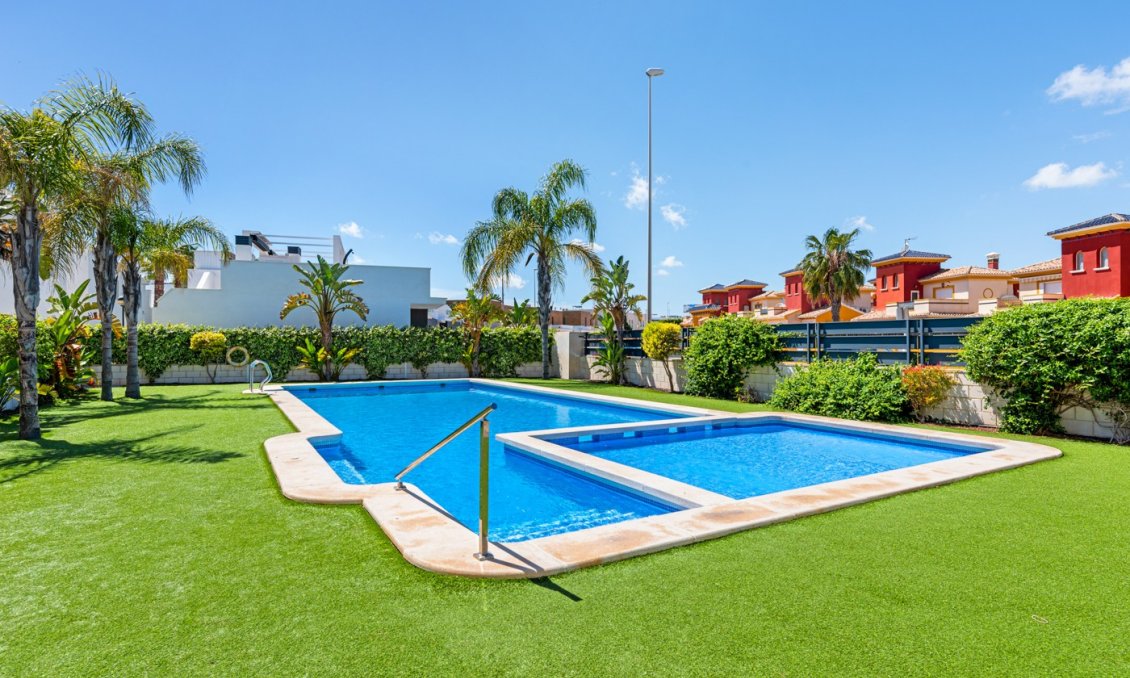 Revânzare - Apartament -
Orihuela Costa - Costa Blanca