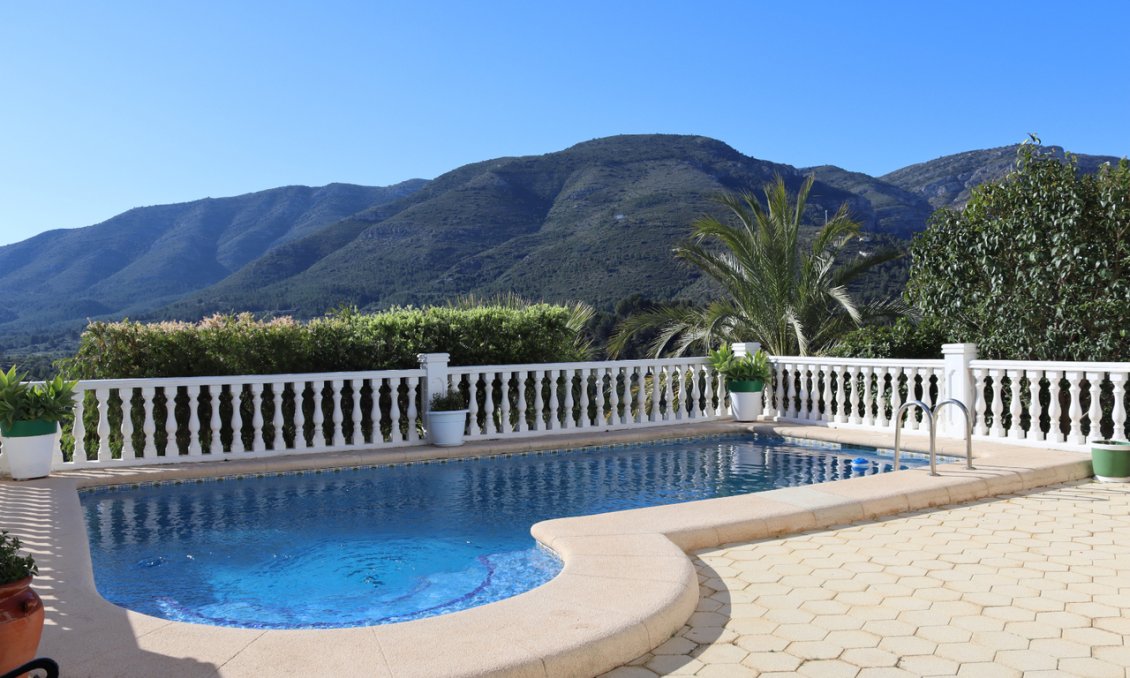 Használt Ingatlanok - Villa -
Benigembla - Inland