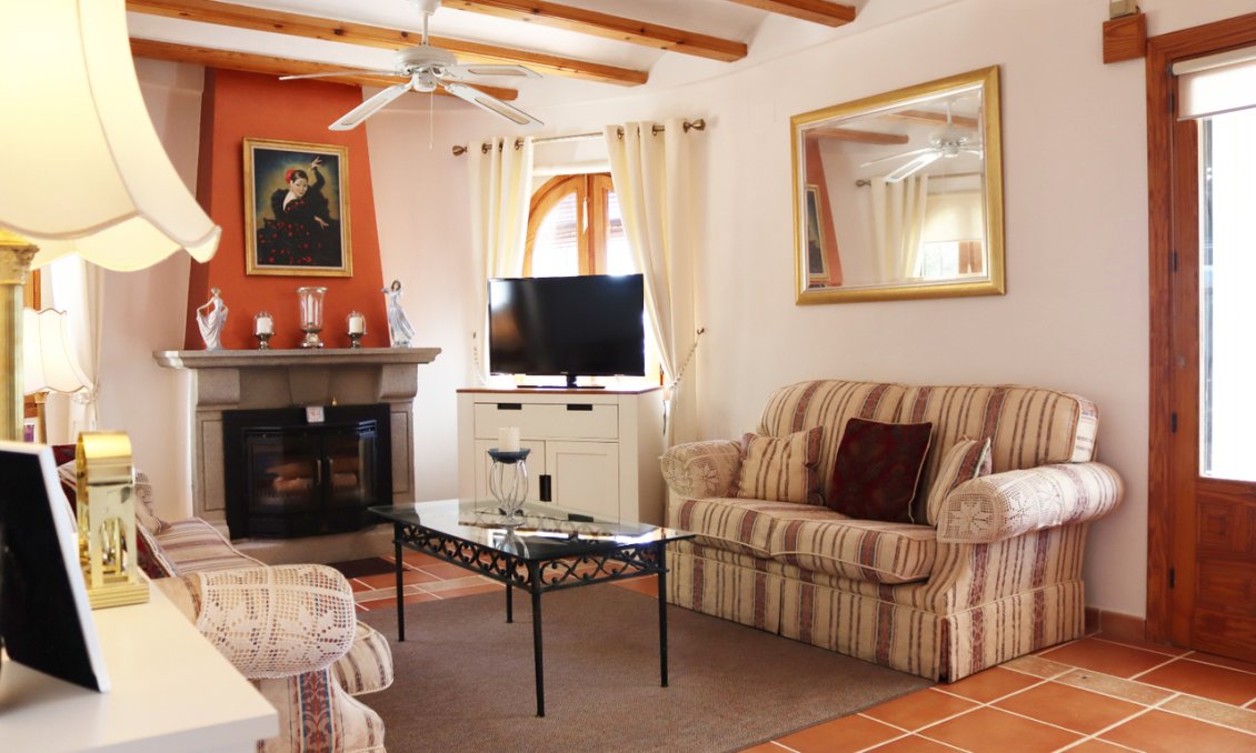 Használt Ingatlanok - Villa -
Benigembla - Inland