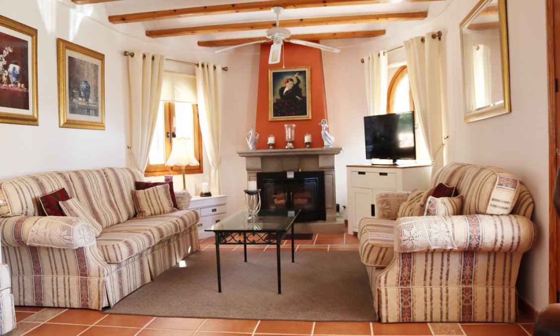 Használt Ingatlanok - Villa -
Benigembla - Inland