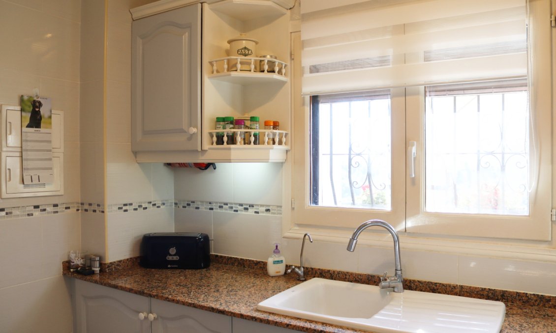 Használt Ingatlanok - Villa -
Benigembla - Inland