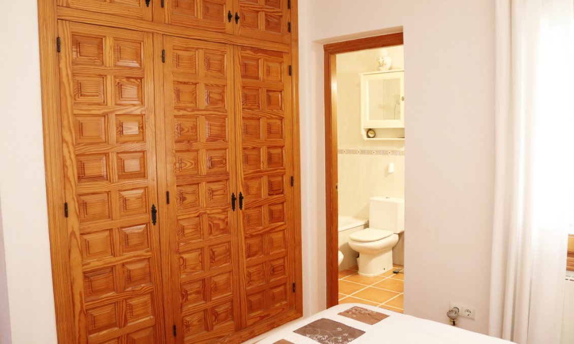 Használt Ingatlanok - Villa -
Benigembla - Inland