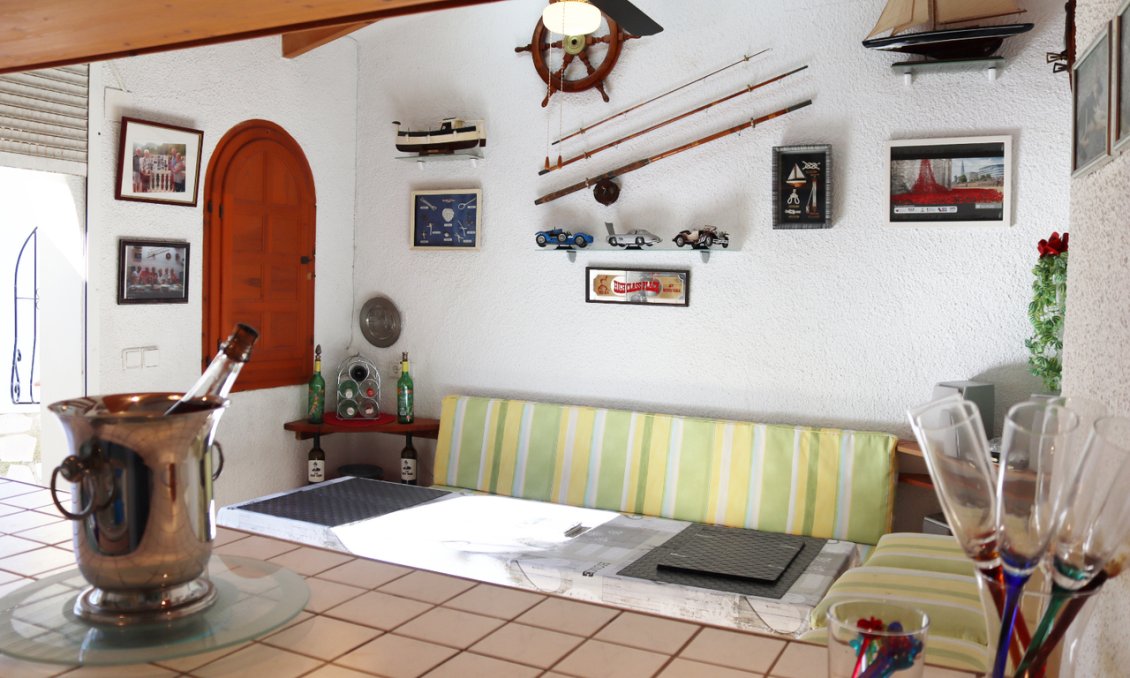 Használt Ingatlanok - Villa -
Benigembla - Inland