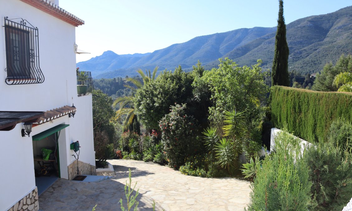 Használt Ingatlanok - Villa -
Benigembla - Inland